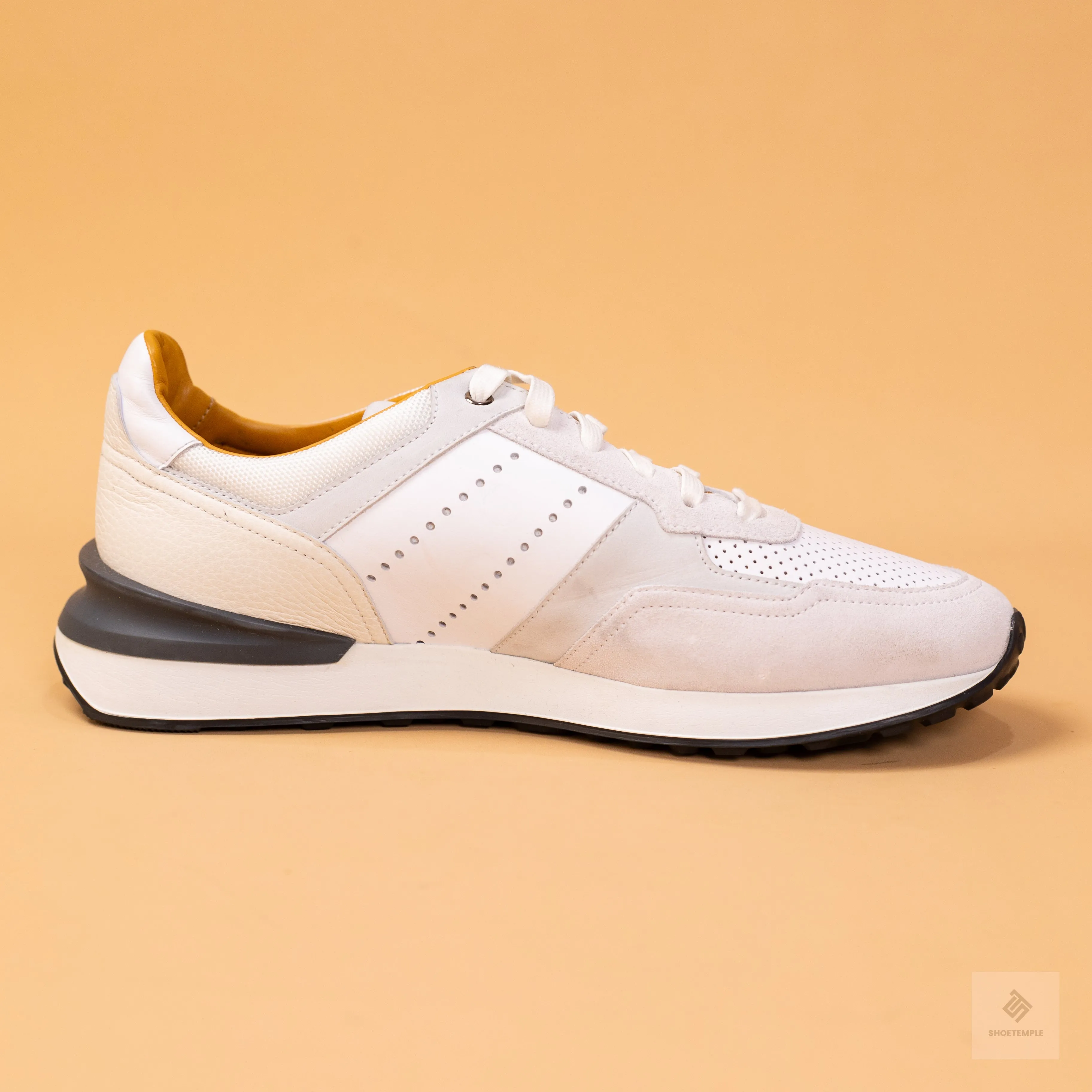 Magnani Sona Leather Sneaker
