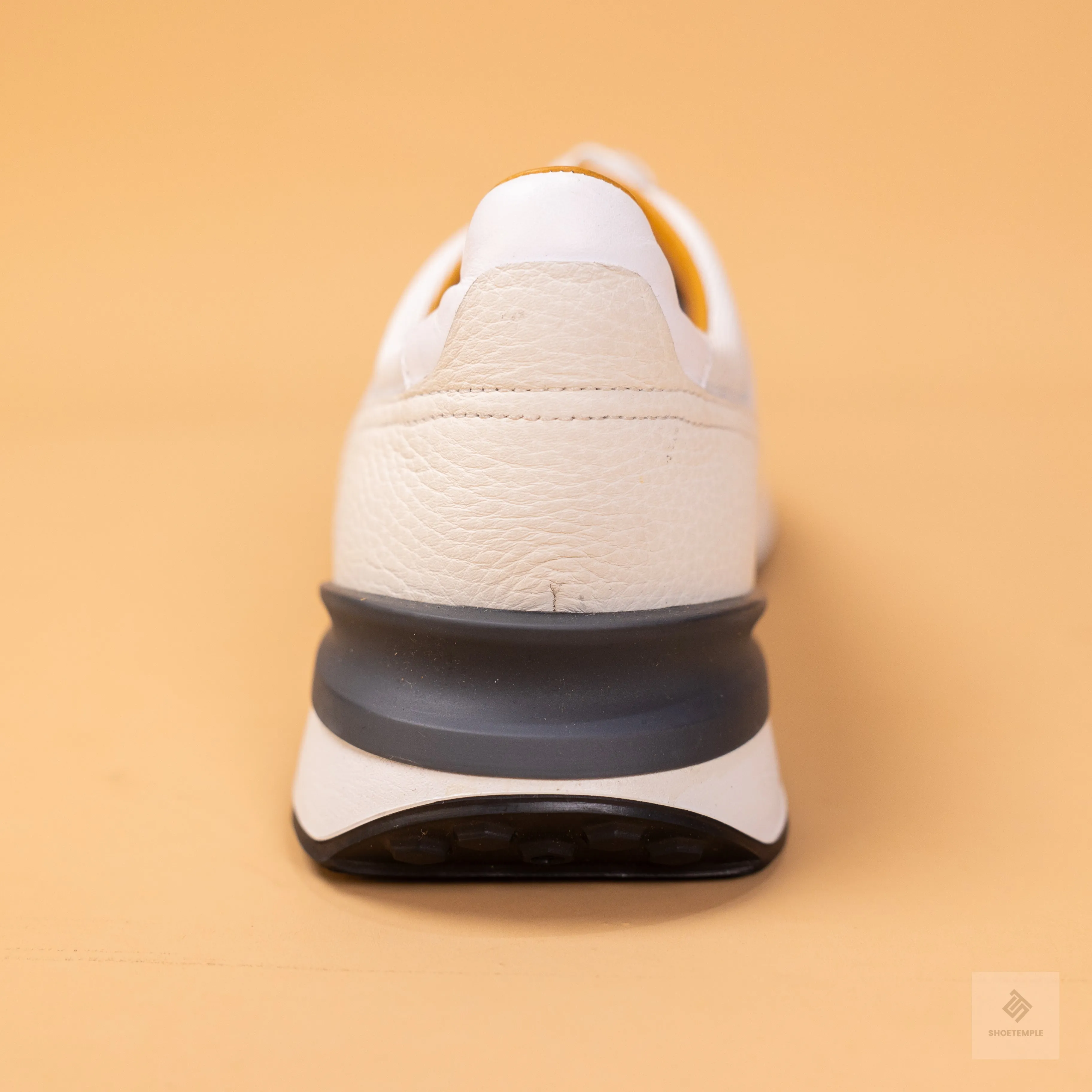 Magnani Sona Leather Sneaker