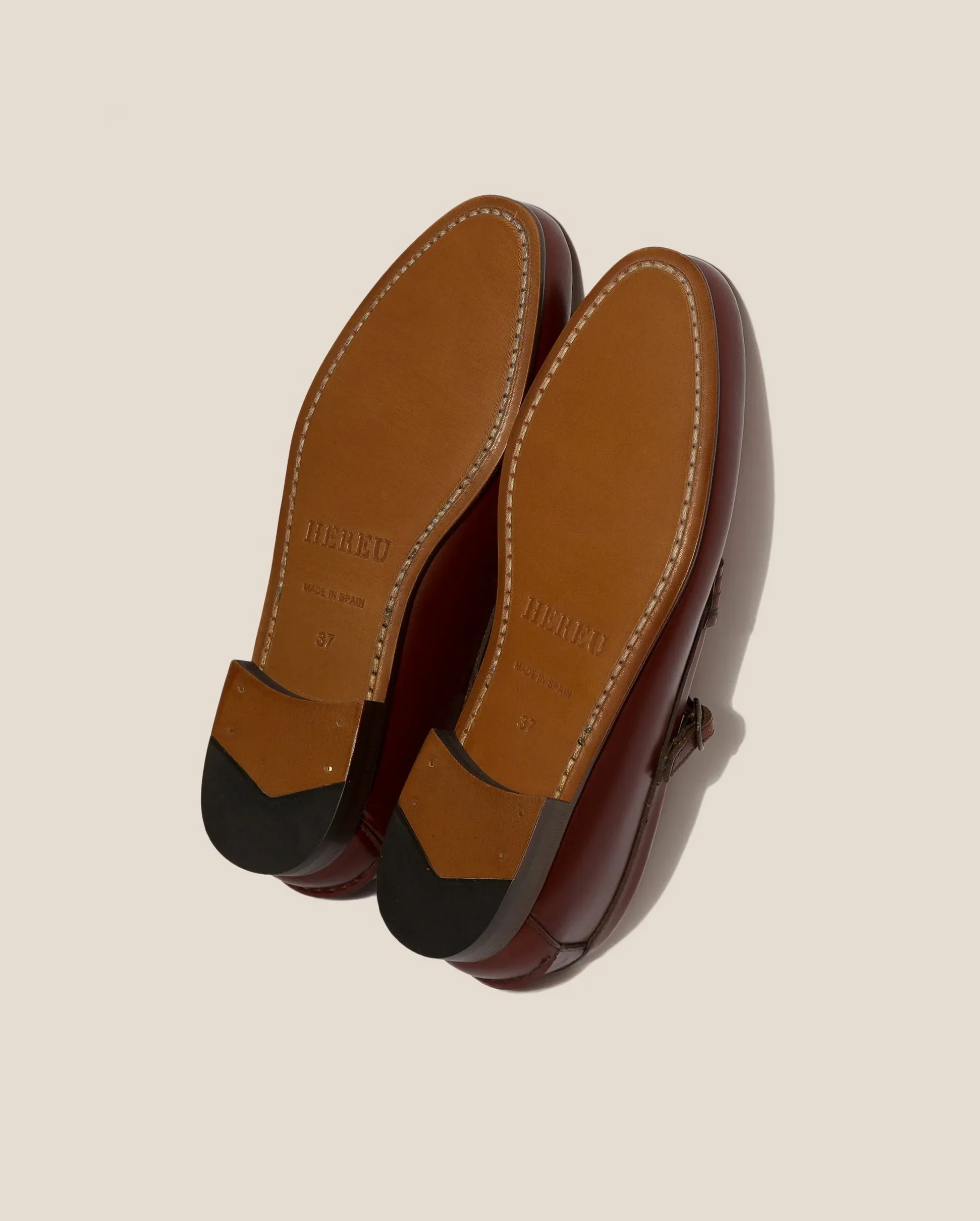MAQUEDA T-BAR LOAFER / RUSSET