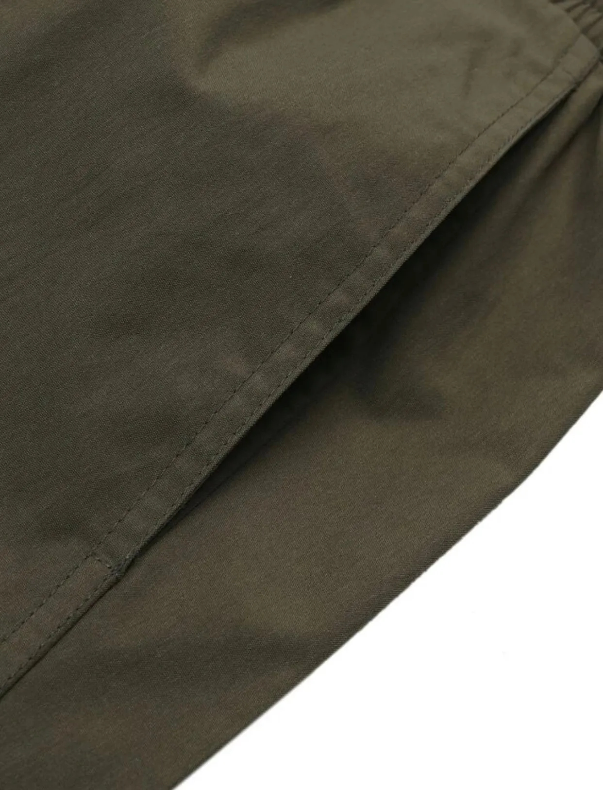 Men’s army green drawstring pants