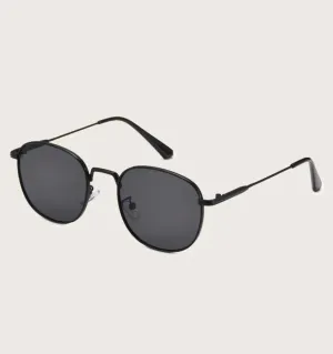 Men’s black metal frame sunglasses
