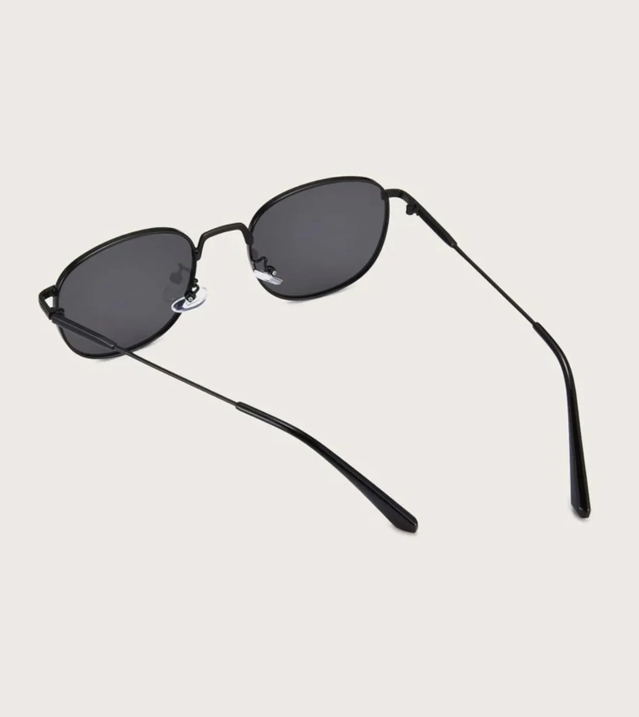 Men’s black metal frame sunglasses