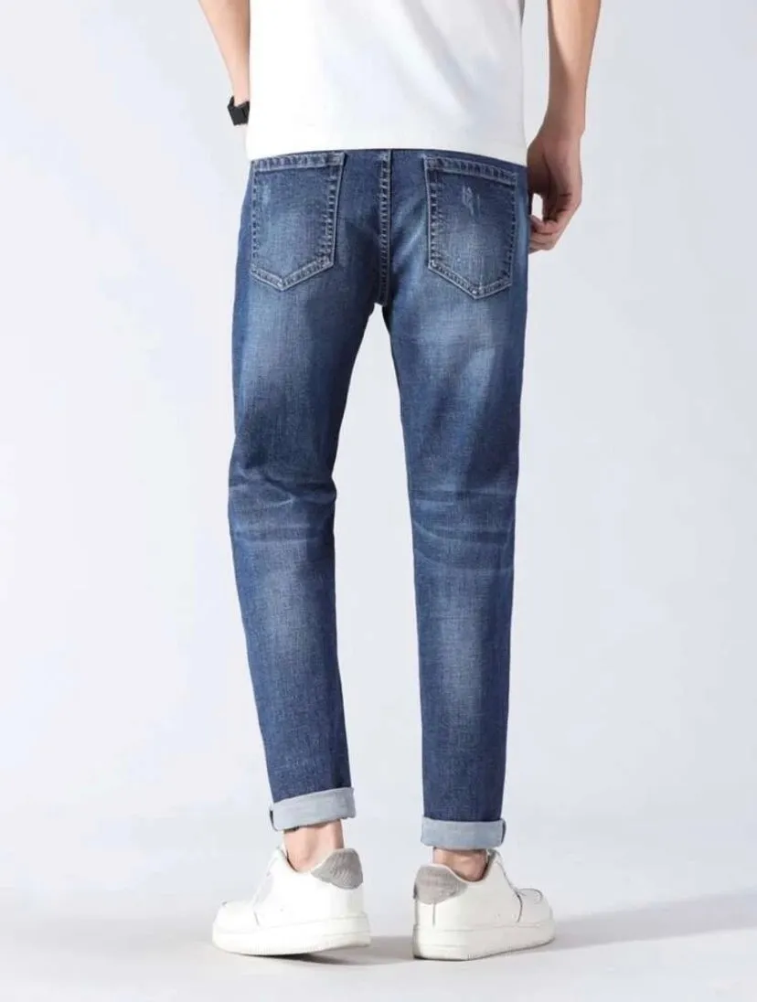 Men’s solid straight leg jeans