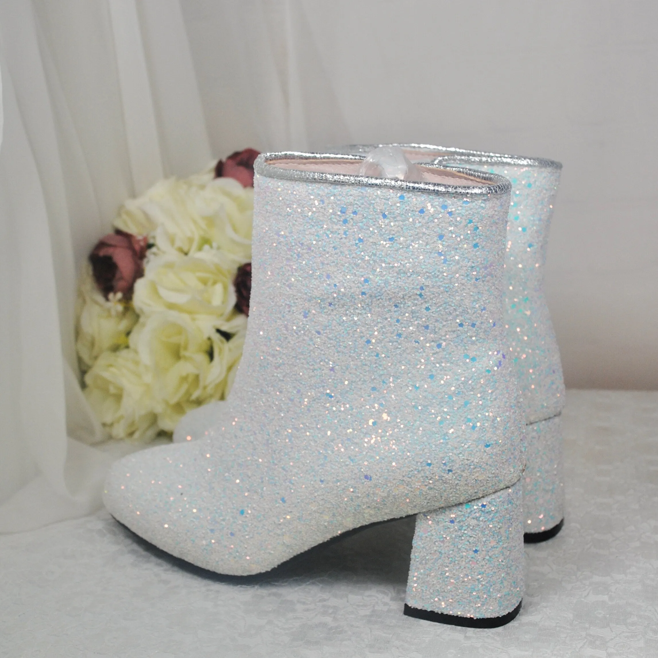 White Glitter Boots Size UK5/US7.5