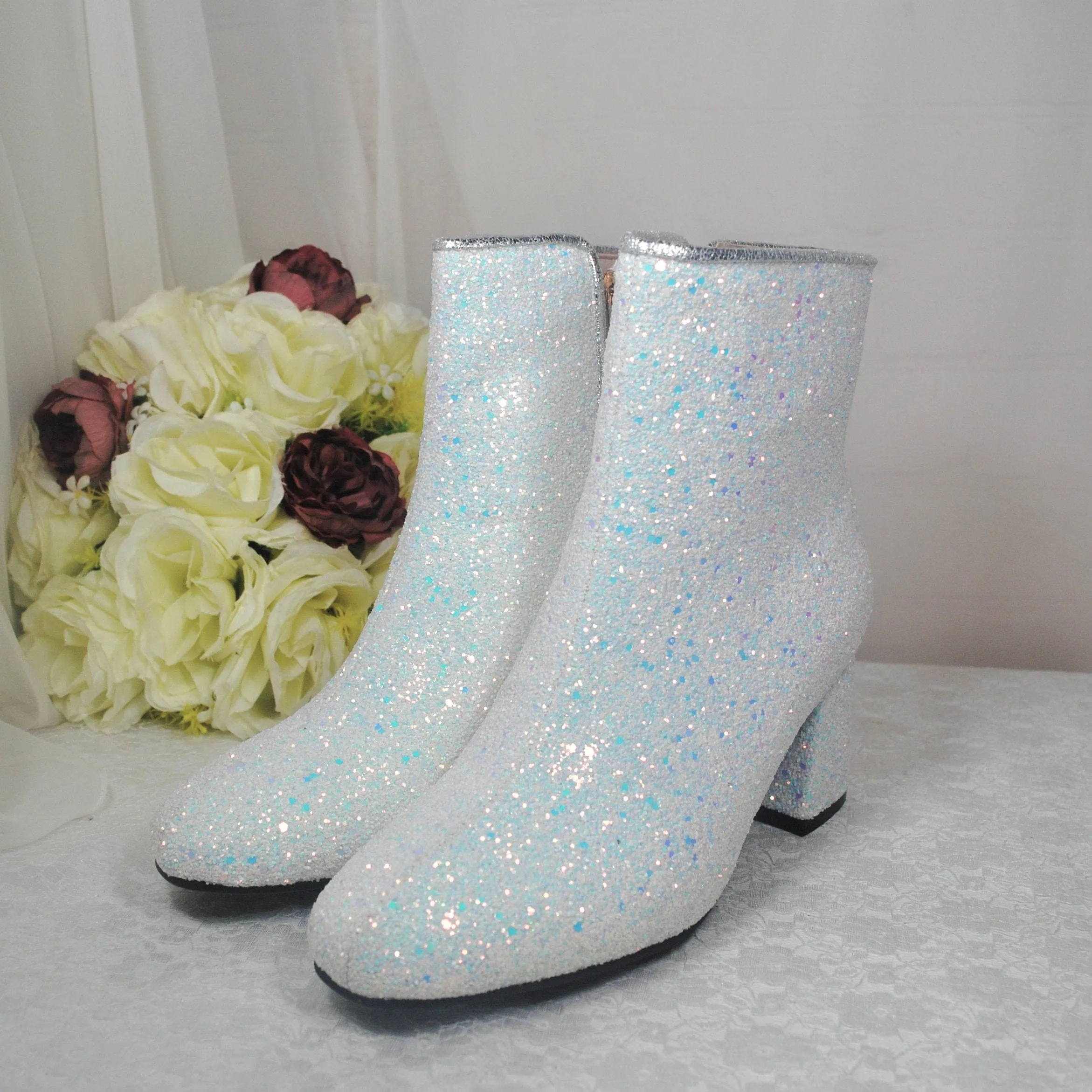 White Glitter Boots Size UK5/US7.5